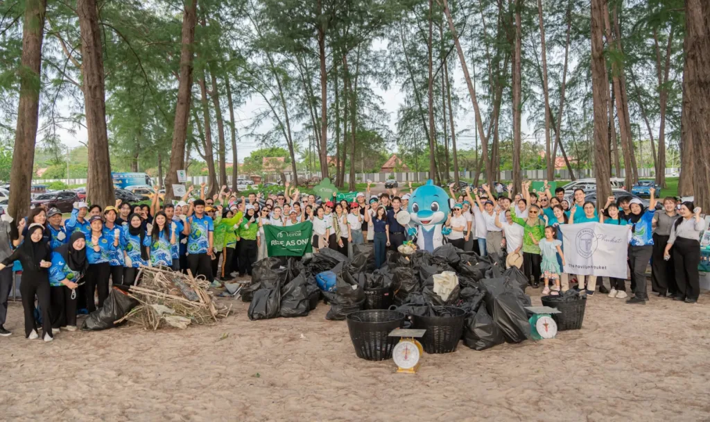 Volunteers and Capstone Asset team at Cherngtalay Beach Clean Up in Phuket